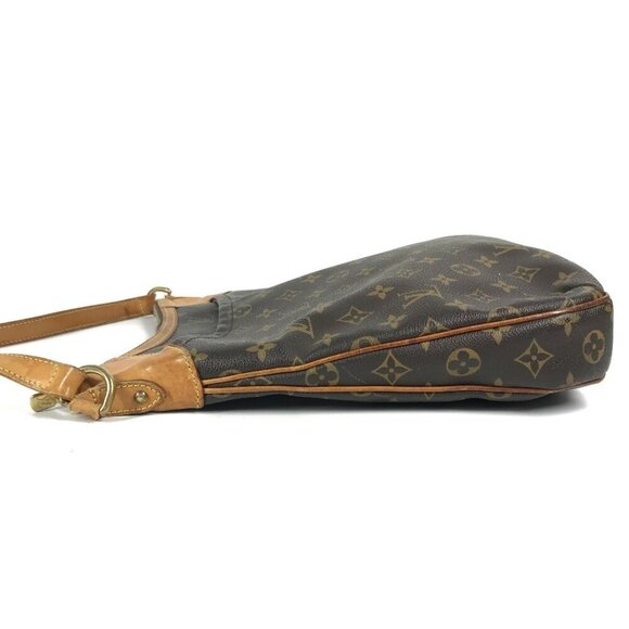 LOUIS VUITTON Brown Monogram Canvas Pochette Shoulder Bag - Picture 3 of 16